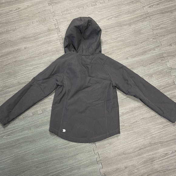 All in Motion Grey Coat with Turquoise Faux Fur Interior - Big Girls Size M - Picture 7 of 7